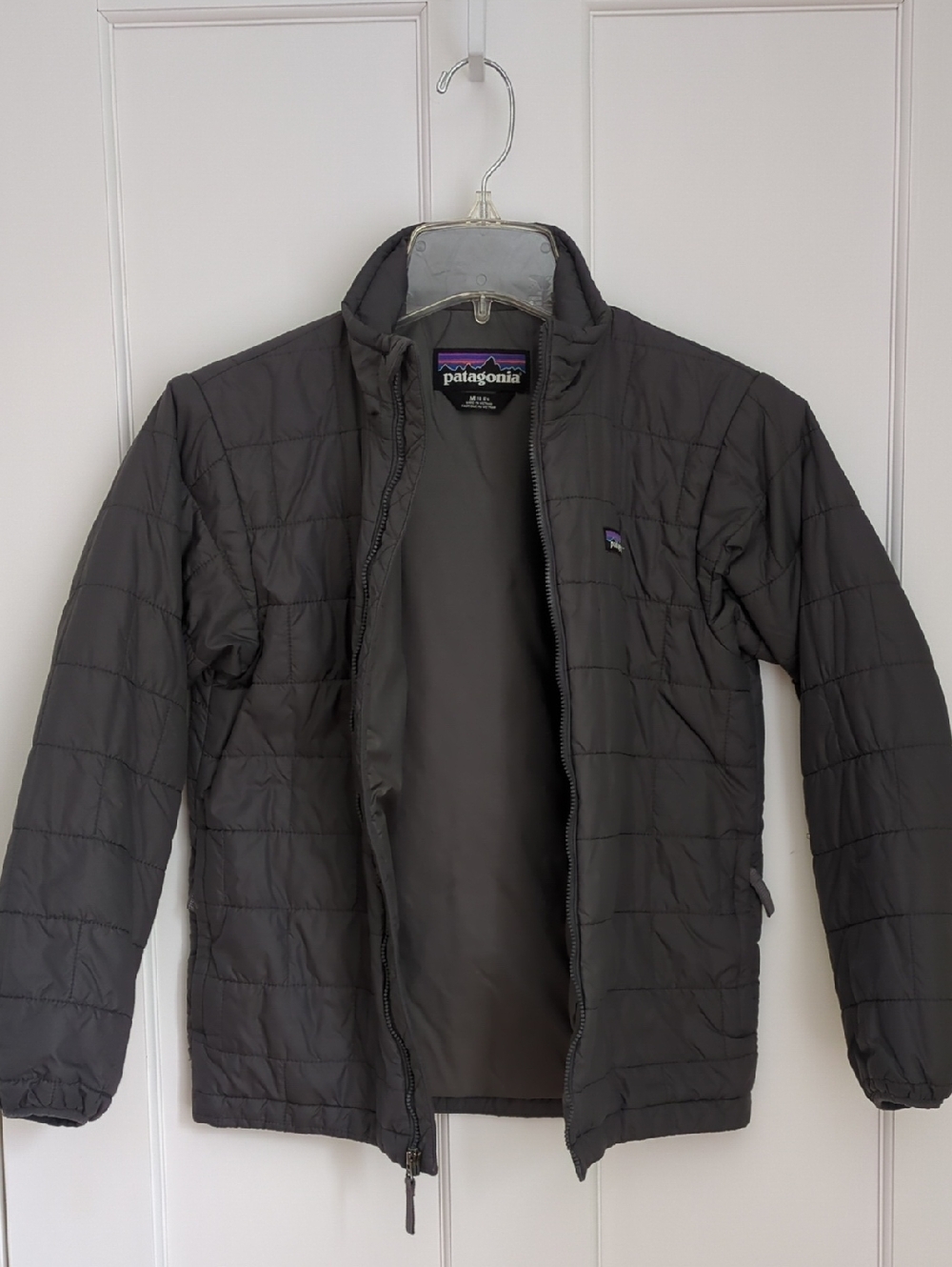 Kid's 10 Patagonia Nano Puff Brick Quilt Jacket - Picture 2 of 9